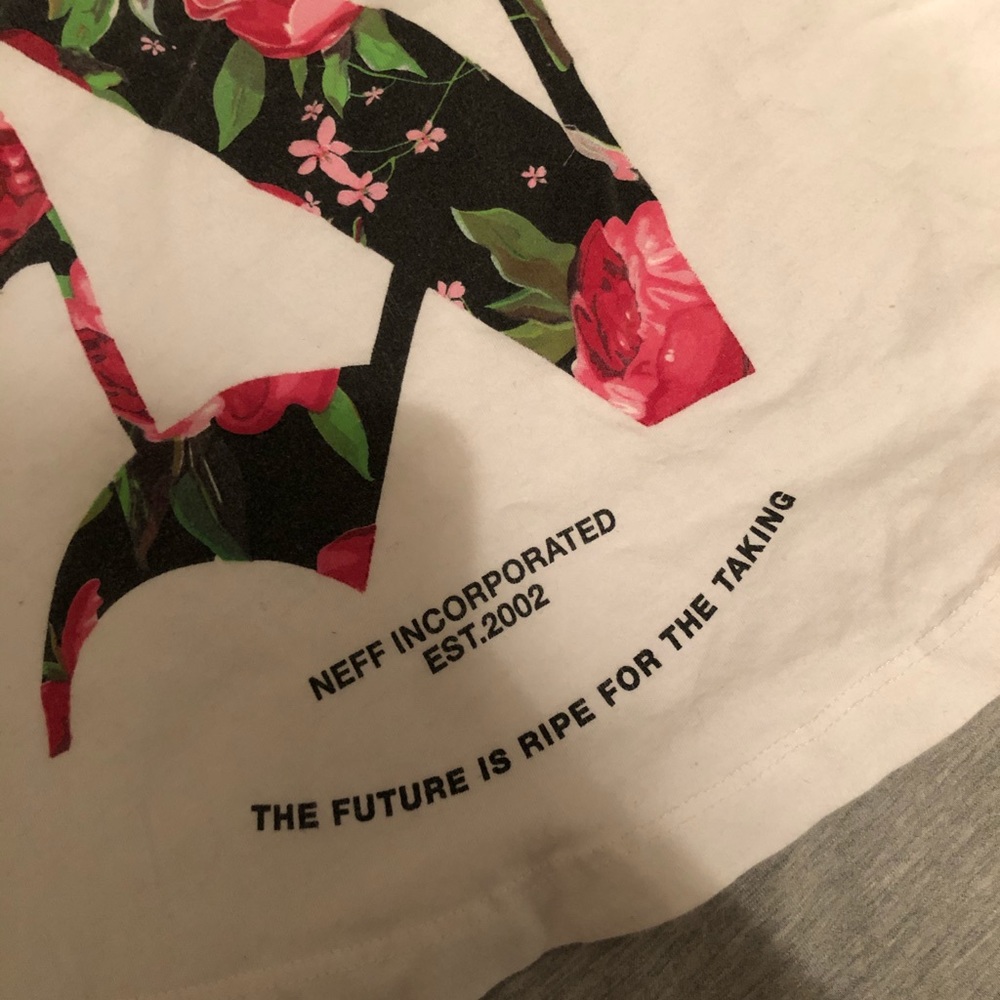 Neff Roses Tank